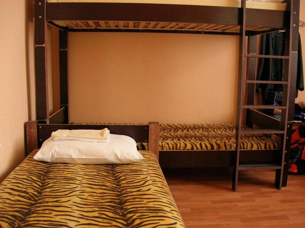 Elizabeth'S Yh Rooms Riga Exteriör bild